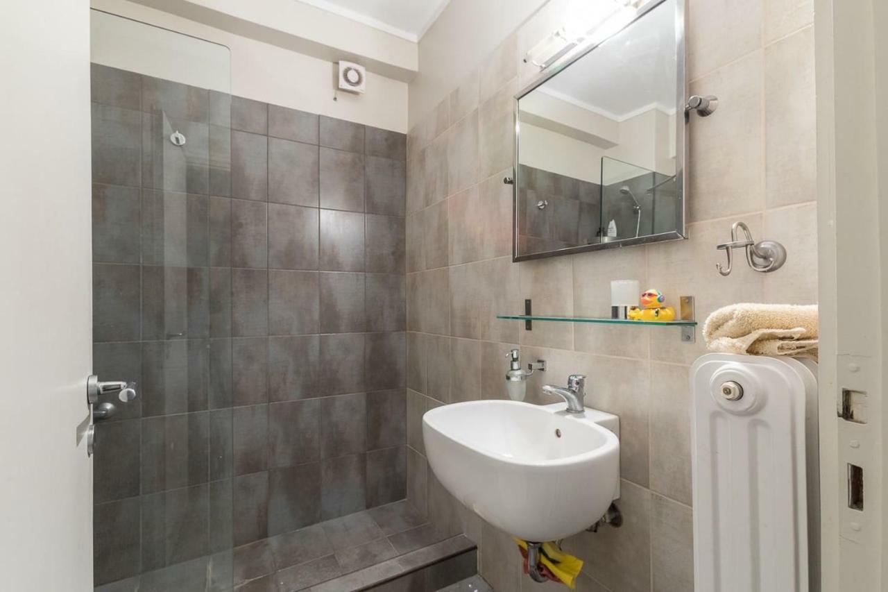 Spacious & Modern Flat In Heart Of Atene Esterno foto